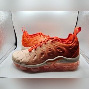 Nike Women's Air VaporMax Plus 'Guava Ice' Size 6.5